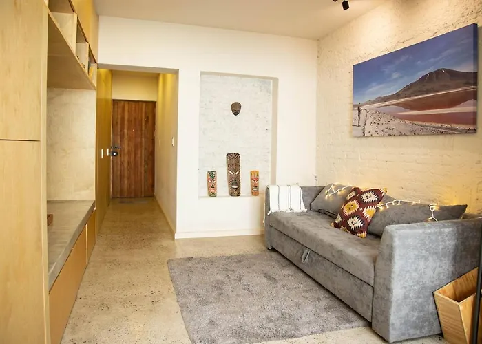 Condesa: Oasis 1br, Private Patio, Expert Host Mexico City