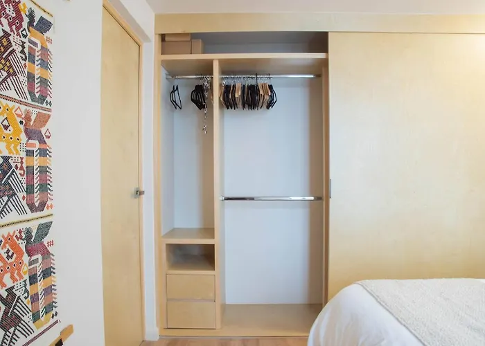 Condesa: Oasis 1br, Private Patio, Expert Host Apartment Mexico City
