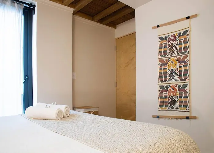 Condesa: Oasis 1br, Private Patio, Expert Host Mexico City